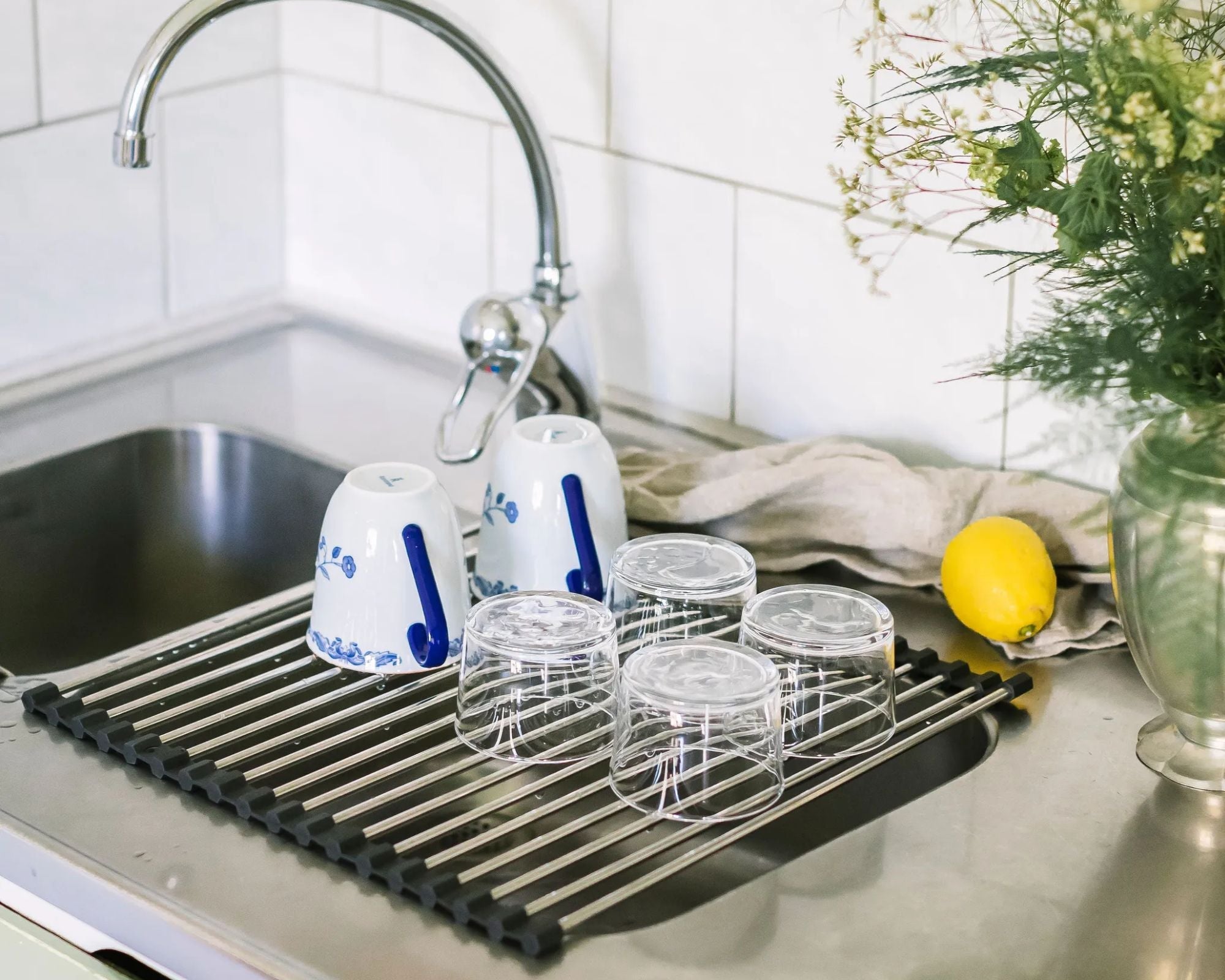 Glix - Roll-Up Dish Drying Rack